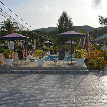 Leo'S Petit Villa Annex Praslin Exterior photo